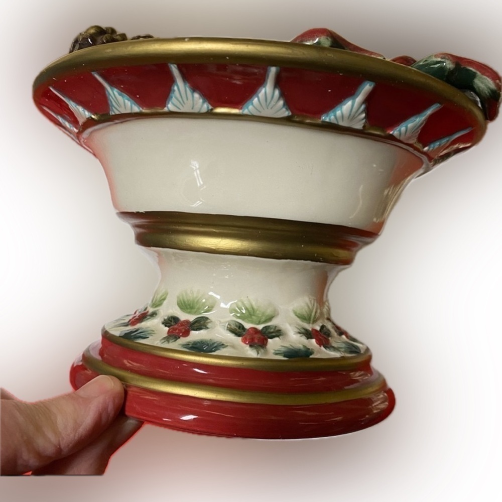 Vintage Signature Home Collection *Christmas Day* Pillar Candle Holder from 2003